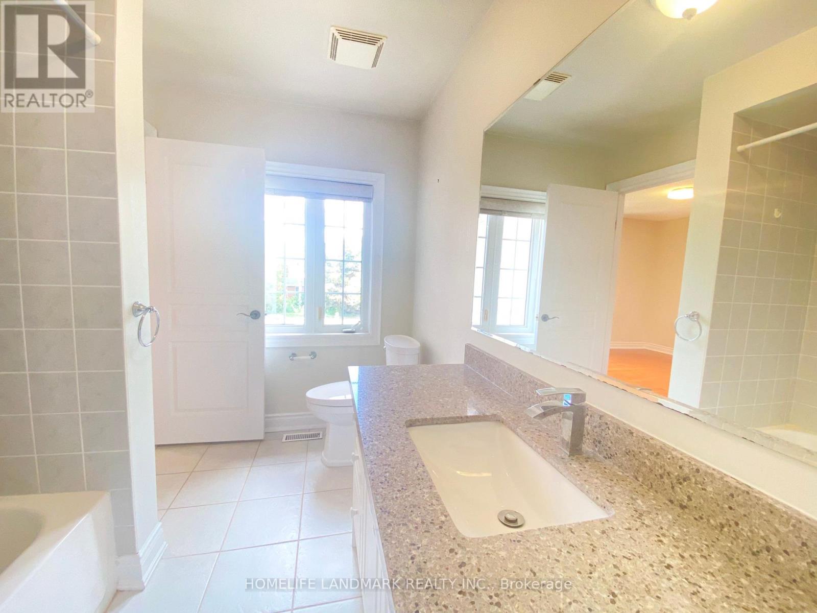 315 Weldrick Road, Richmond Hill, Ontario L4C 0A7 - Photo 37 - N13604888