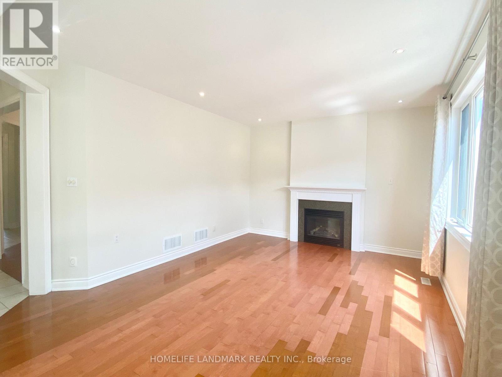 315 Weldrick Road, Richmond Hill, Ontario L4C 0A7 - Photo 5 - N13604888