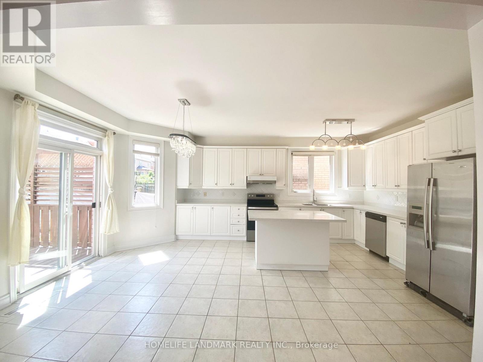 315 Weldrick Road, Richmond Hill, Ontario L4C 0A7 - Photo 7 - N13604888