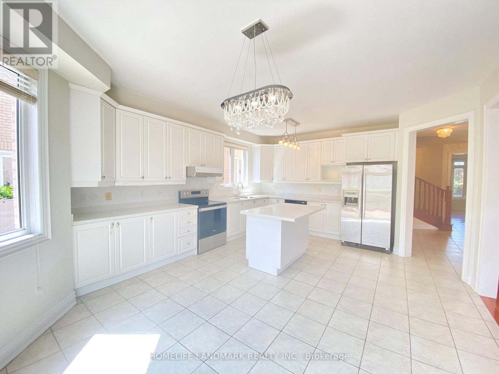 315 Weldrick Road, Richmond Hill, Ontario L4C 0A7 - Photo 9 - N13604888