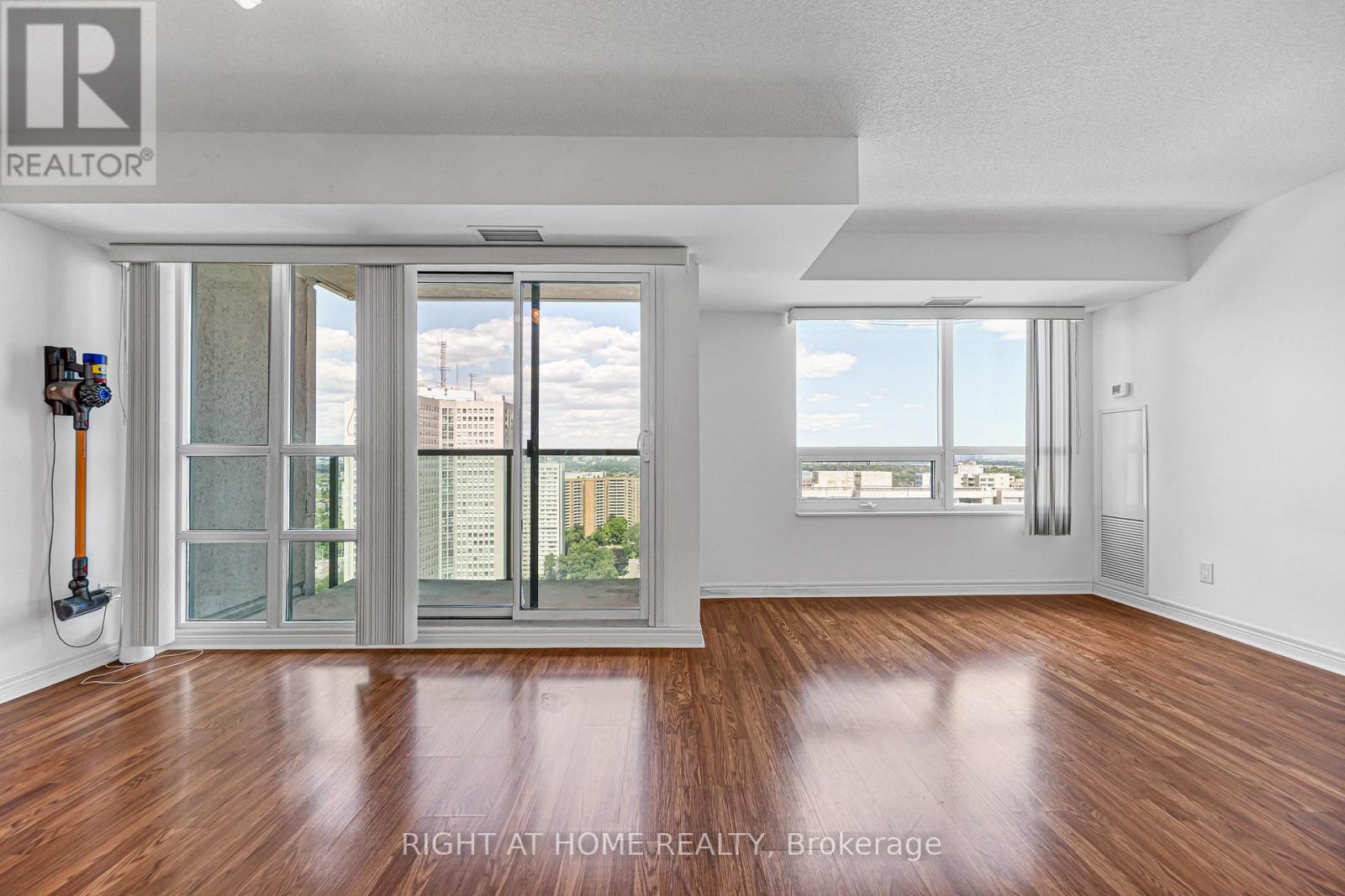 #2902 - 208 Enfield Place, Mississauga, Ontario  L5B 0G8 - Photo 19 - W13604872