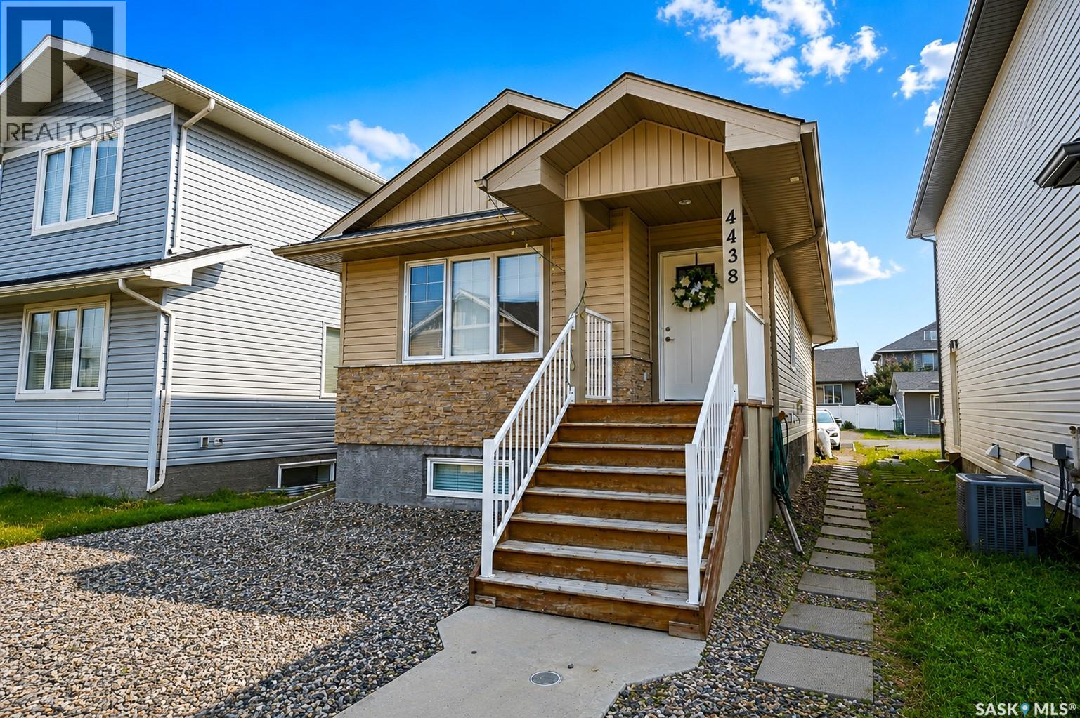 4438 Sheridan Street, Regina, Saskatchewan  S4W 0K5 - Photo 2 - SK043625