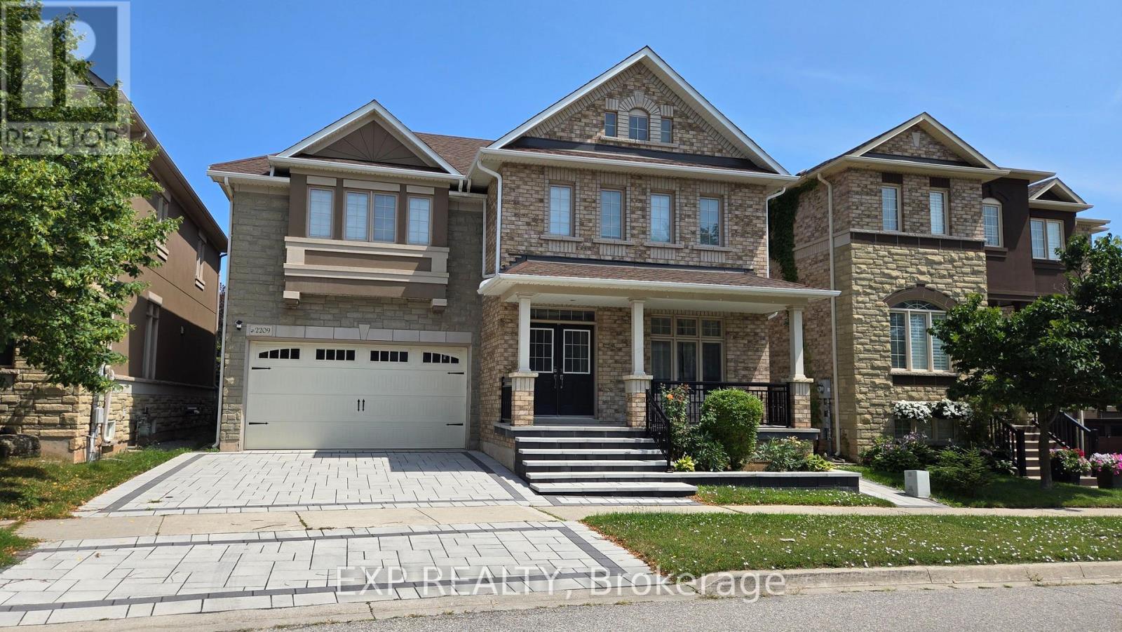 2209 BLACKBIRD COURT, Oakville, Ontario
