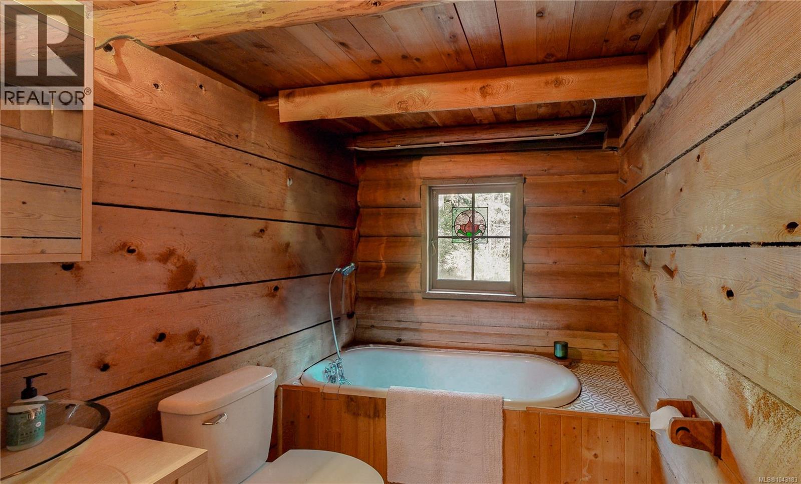 1220 North Rd, Gabriola Island, British Columbia  V0R 1X3 - Photo 20 - 1043183