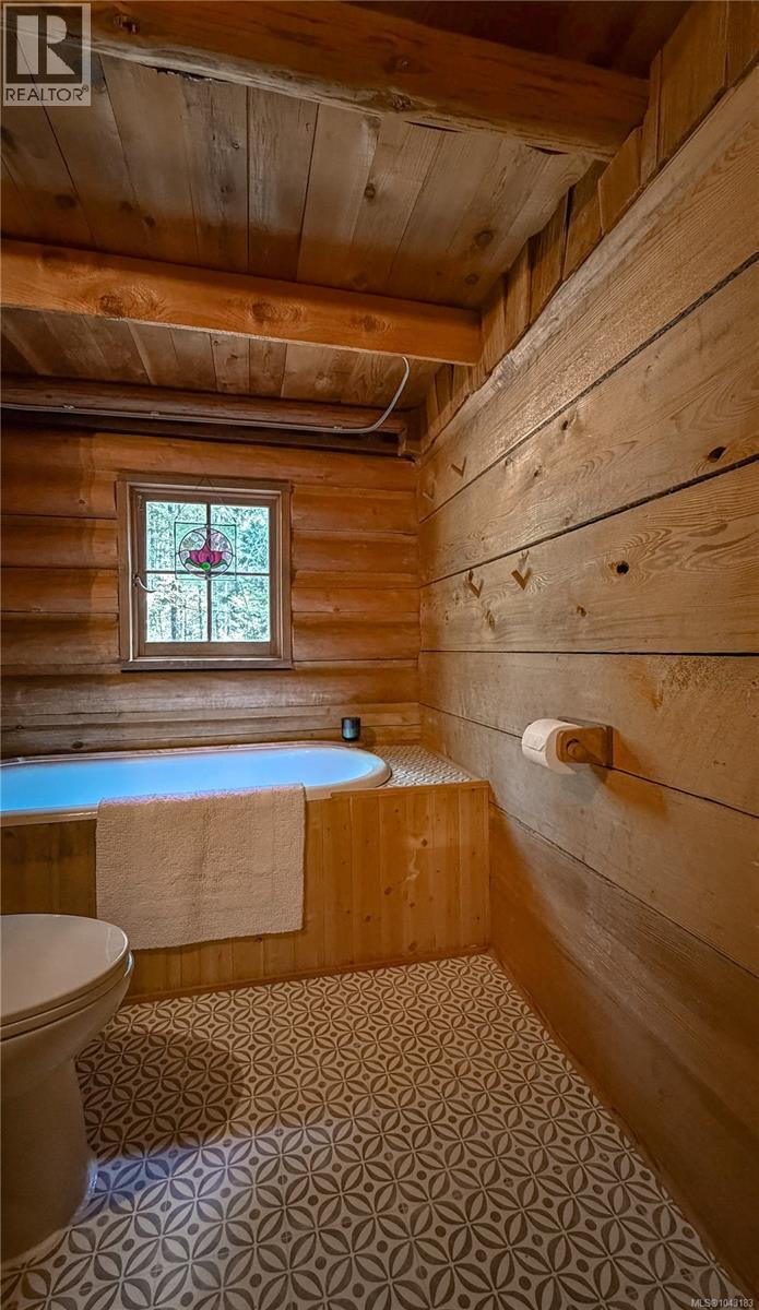 1220 North Rd, Gabriola Island, British Columbia  V0R 1X3 - Photo 21 - 1043183