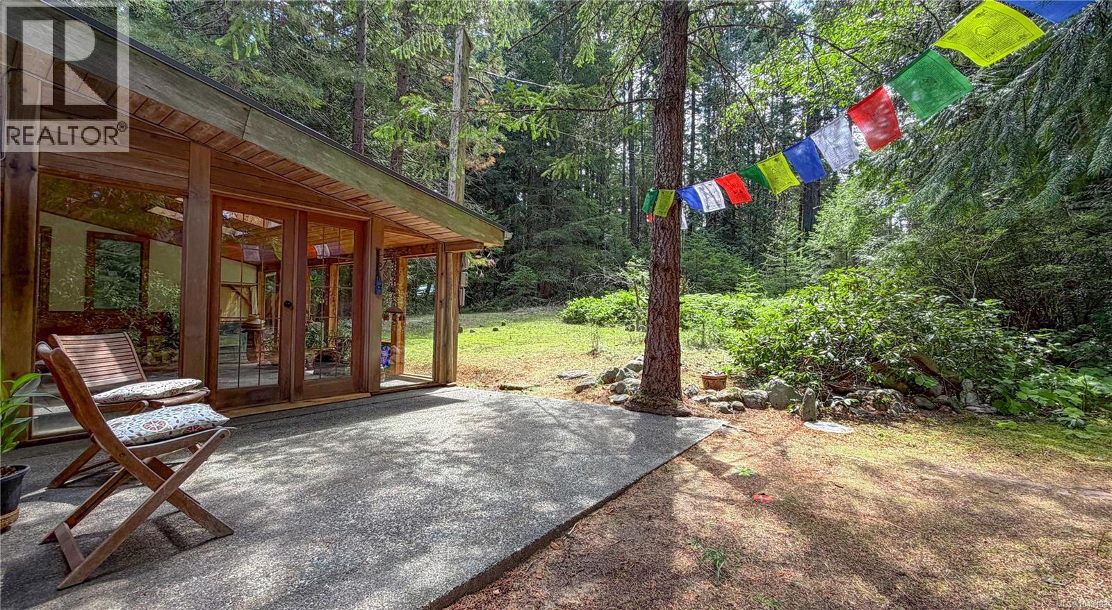 1220 North Rd, Gabriola Island, British Columbia  V0R 1X3 - Photo 3 - 1043183