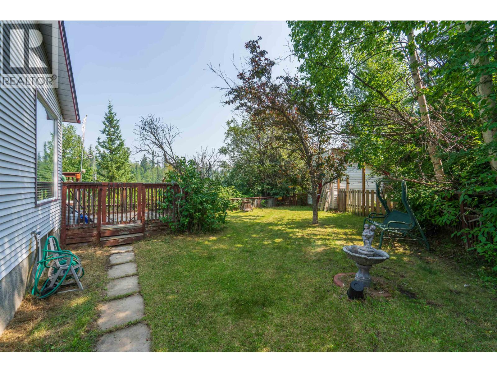 11330 Lakeside Drive, Prince George, British Columbia  V2K 5M6 - Photo 2 - R3149664