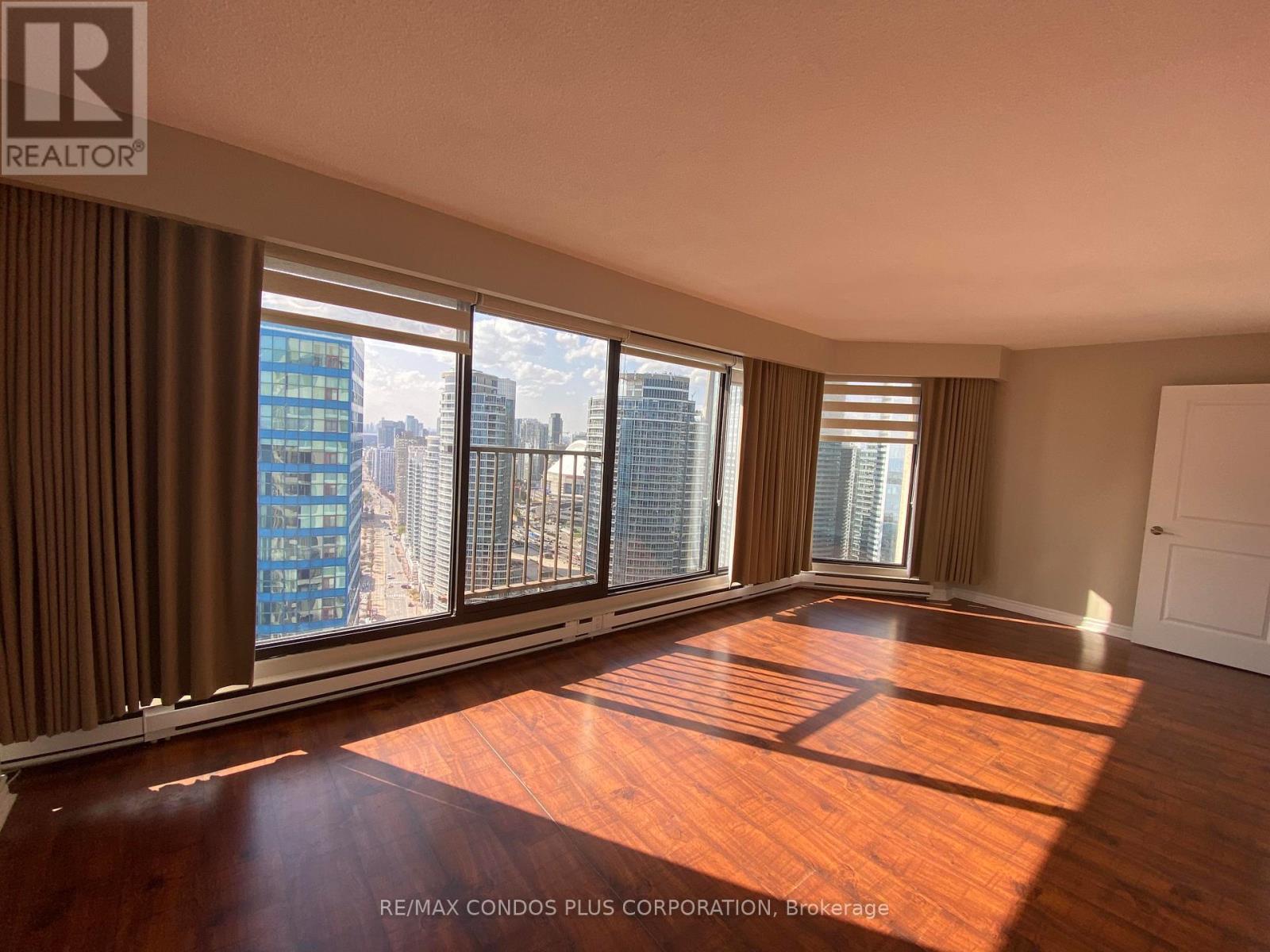 3517 - 55 Harbour Square, Toronto, Ontario M5J 2L1 - Photo 20 - C13604970