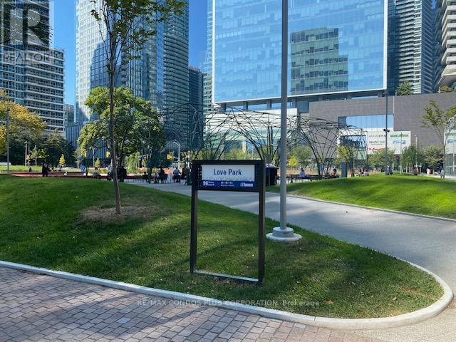 3517 - 55 Harbour Square, Toronto, Ontario M5J 2L1 - Photo 40 - C13604970