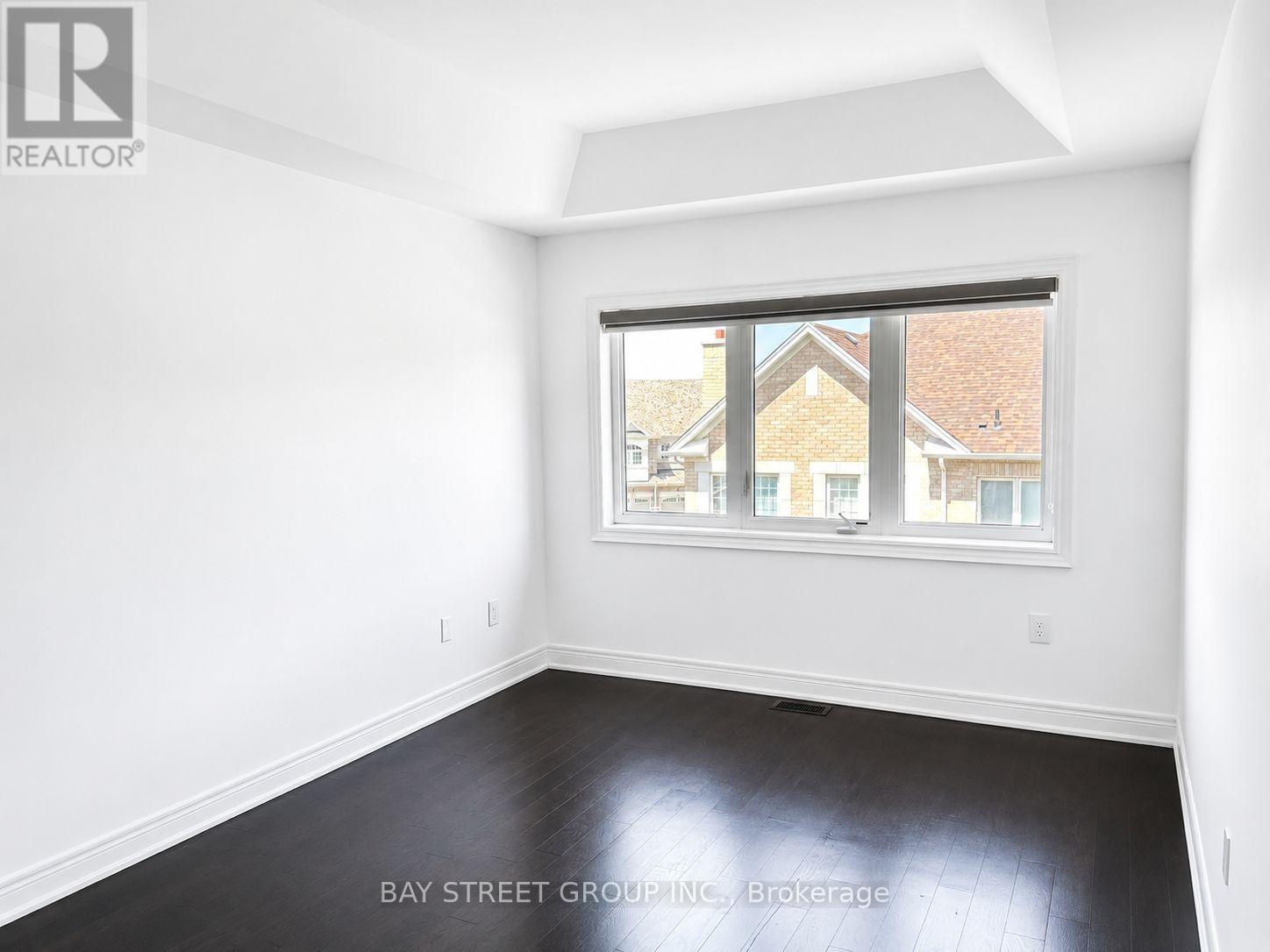 103 Drizzel Crescent, Richmond Hill, Ontario L4E 0G9 - Photo 10 - N13604994