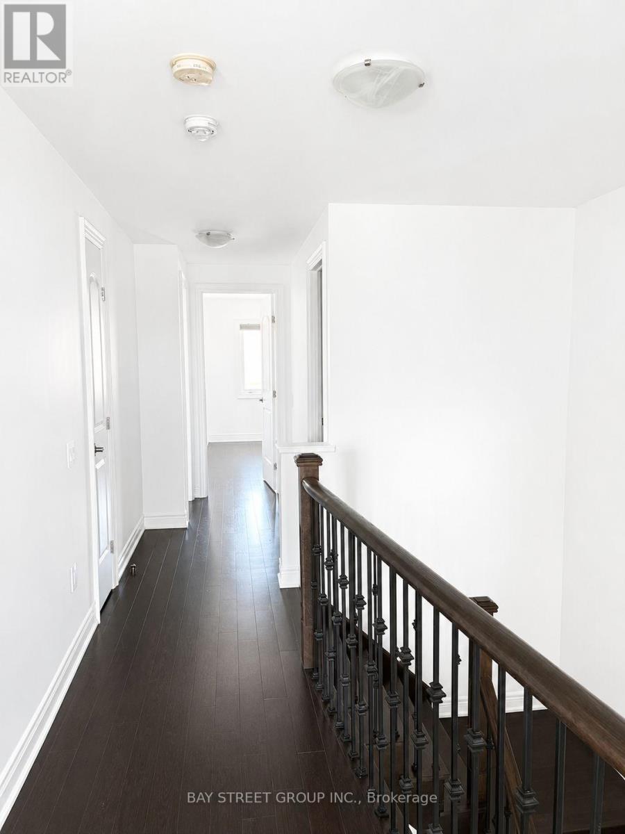 103 Drizzel Crescent, Richmond Hill, Ontario L4E 0G9 - Photo 11 - N13604994