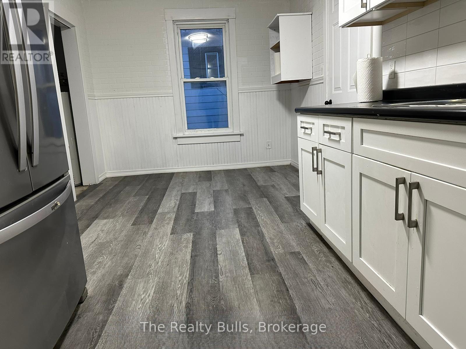 18 Forks Road E, Welland, Ontario  L3B 5K1 - Photo 16 - X13604998