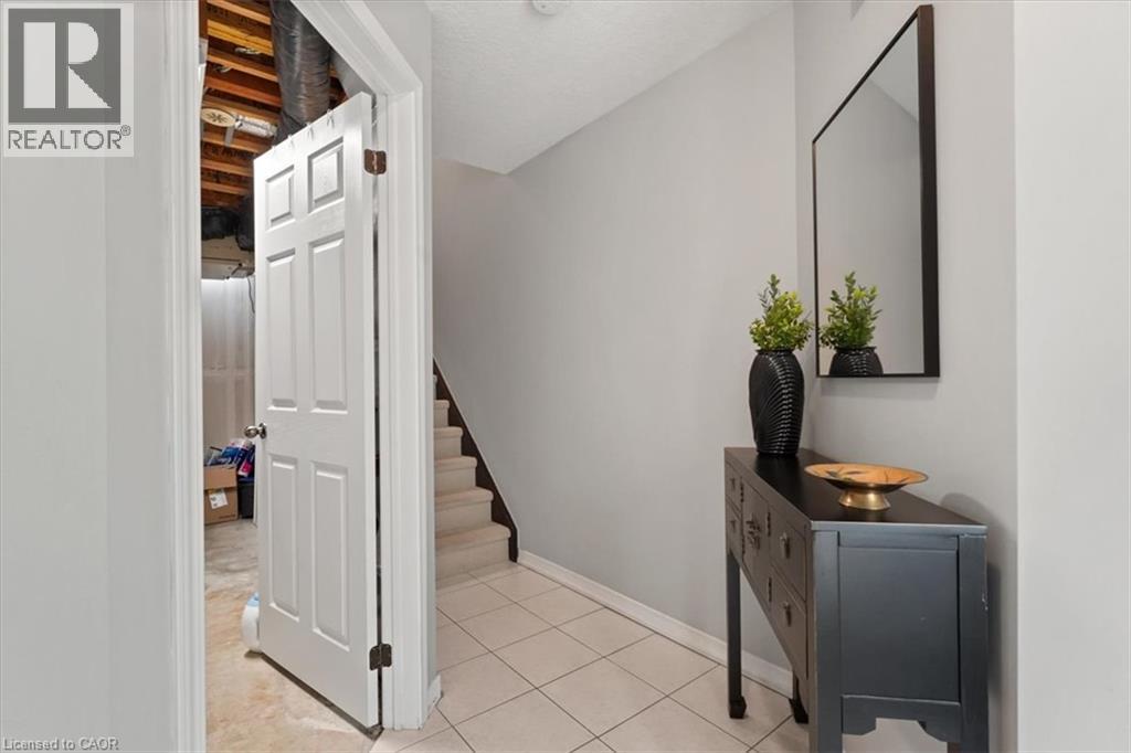 7 Sirente Drive Unit# 7, Hamilton, Ontario  L9A 0B4 - Photo 23 - 40850355