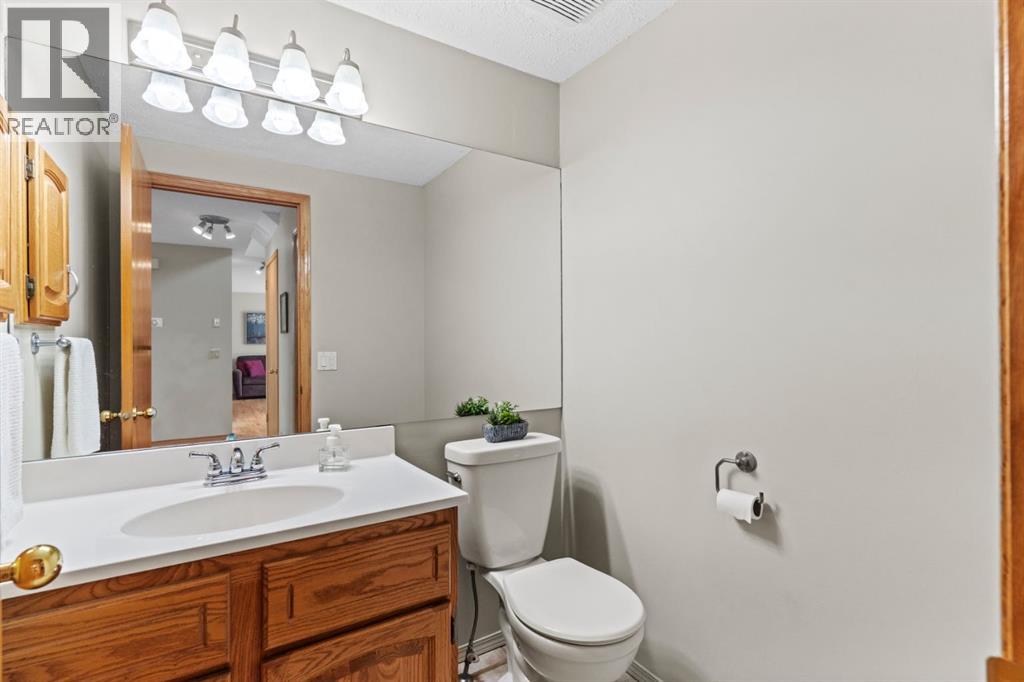 626 Hawkhill Place NW, Calgary, Alberta T3G 3M6 - Photo 31 - A2331868