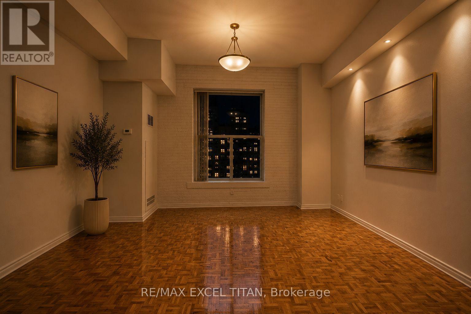 128 - 1401 Dupont Street, Toronto, Ontario  M6H 4J7 - Photo 4 - W13604826