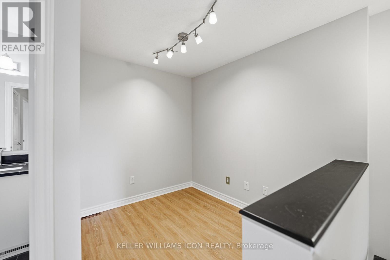 689b Sue Holloway Drive, Ottawa, Ontario  K2J 5R6 - Photo 16 - X13605044