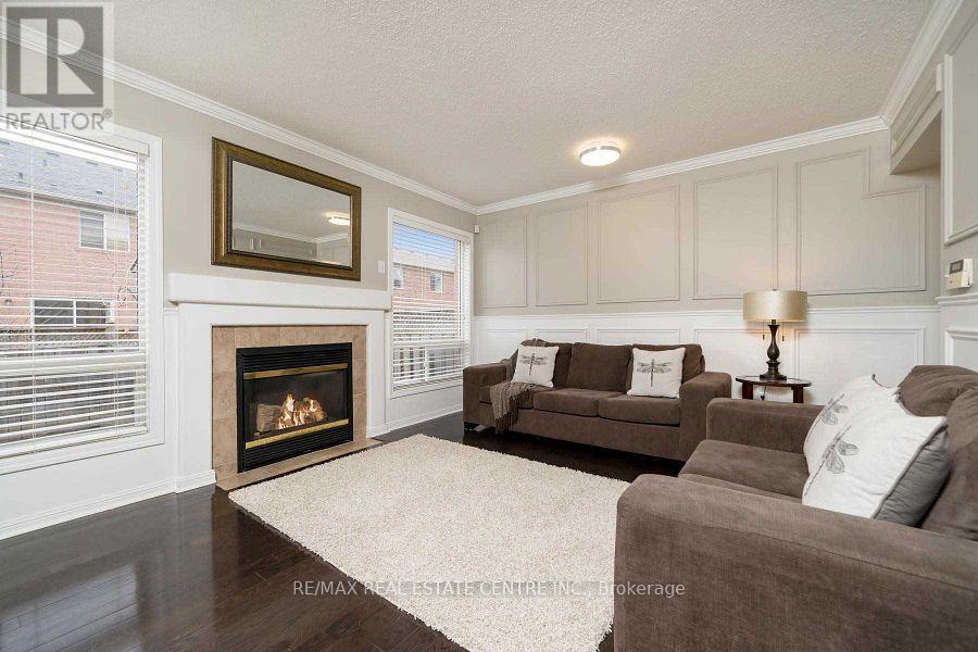 665 Thompson Road S, Milton, Ontario  L9T 5W8 - Photo 5 - W13605046