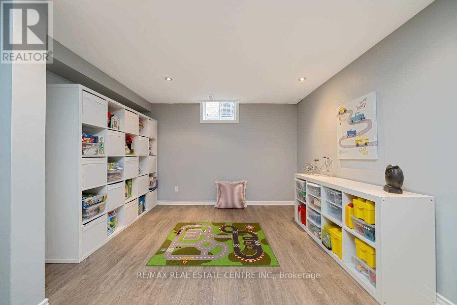 665 Thompson Road S, Milton, Ontario  L9T 5W8 - Photo 9 - W13605046