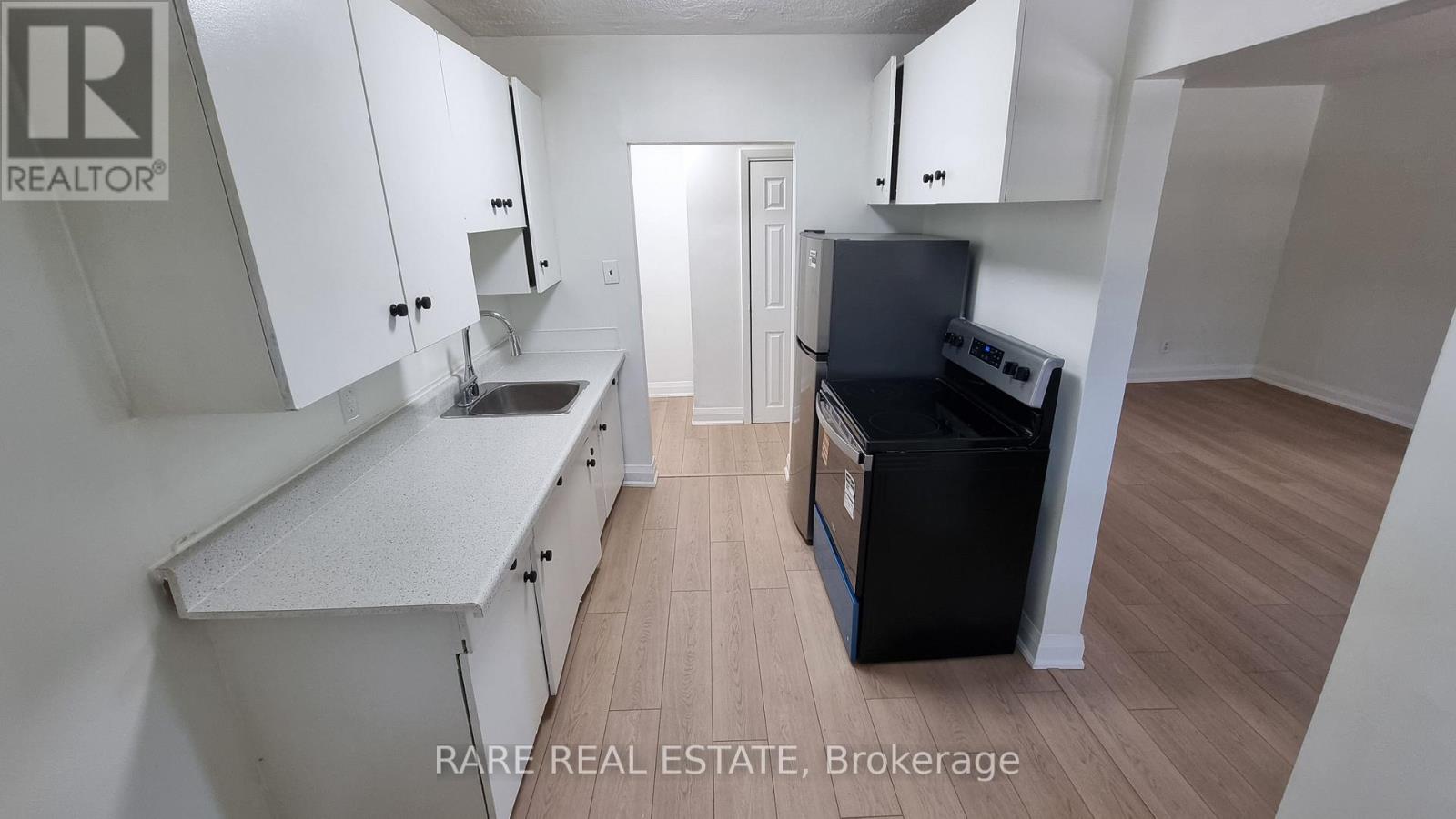 7 - 431 Martha Street W, Burlington, Ontario  L7R 2P6 - Photo 4 - W13605062