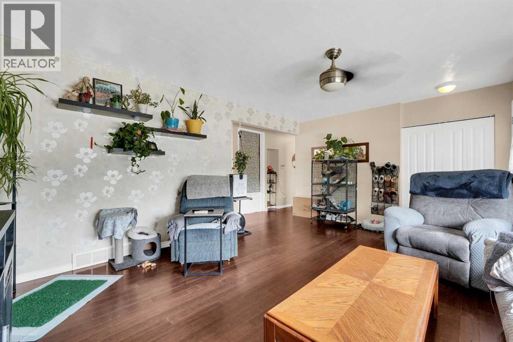 314 Bruce Avenue, Carbon, Alberta  T0M 0L0 - Photo 32 - A2315797