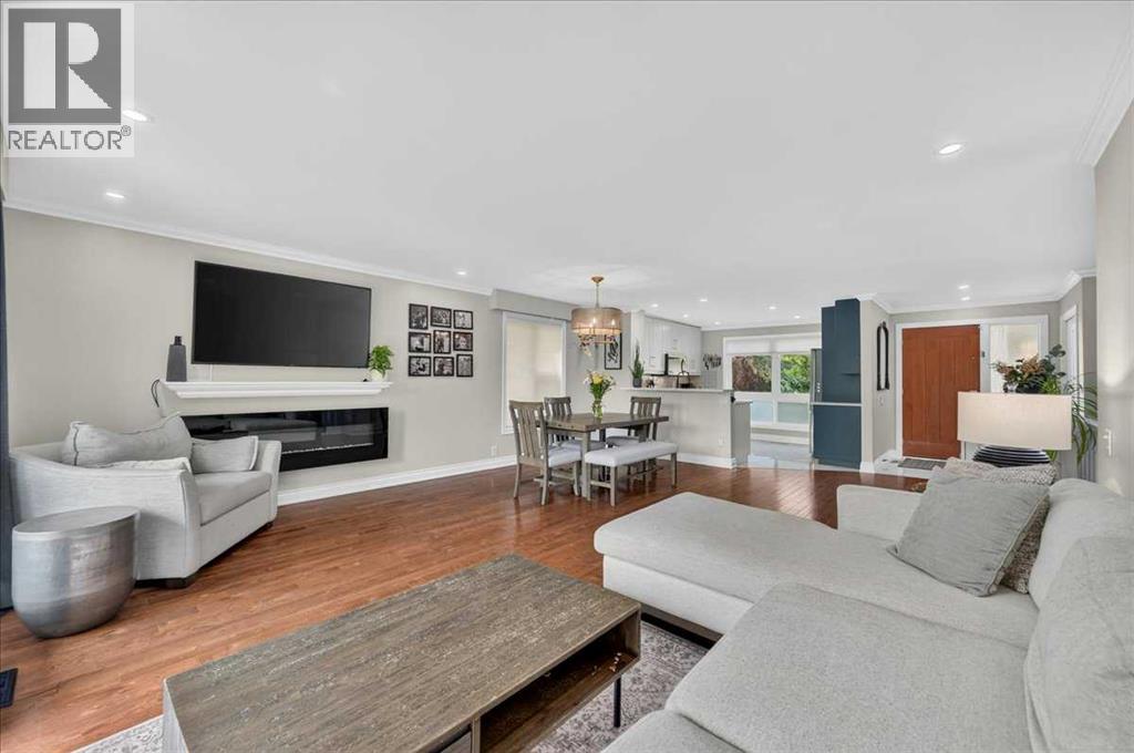 756 Strathcona Drive SW, Calgary, Alberta  T3H 1S1 - Photo 15 - A2327529