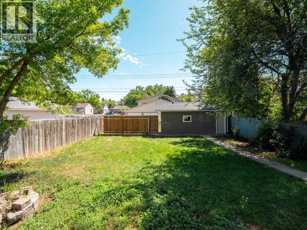 1025 12 Street S, Lethbridge, Alberta  T1K 1P9 - Photo 40 - A2316369
