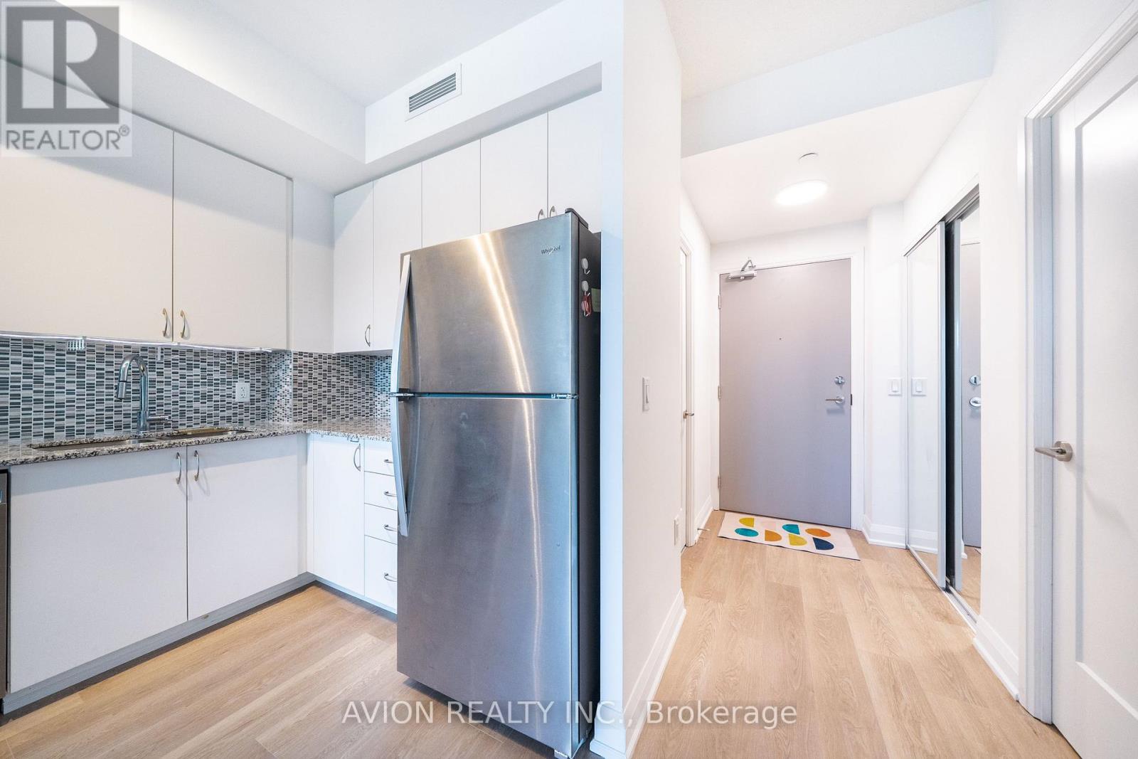212 - 3220 Sheppard Avenue E, Toronto, Ontario  M1T 3K3 - Photo 8 - E13600736