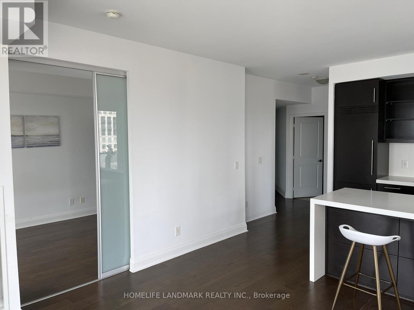 2510 - 1080 Bay Street, Toronto, Ontario  M5S 0A5 - Photo 8 - C13605078