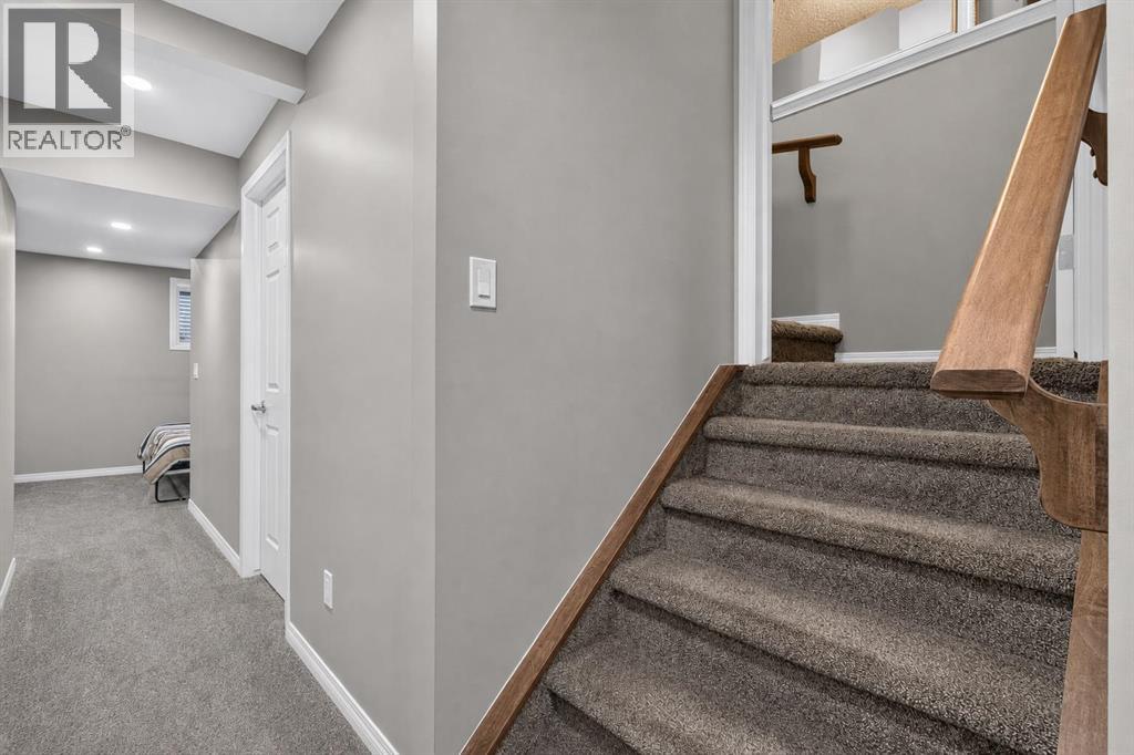 150 Osborne Rise SW, Airdrie, Alberta  T4B 4A3 - Photo 33 - A2331255