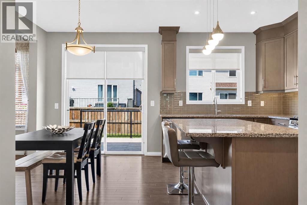 150 Osborne Rise SW, Airdrie, Alberta  T4B 4A3 - Photo 6 - A2331255