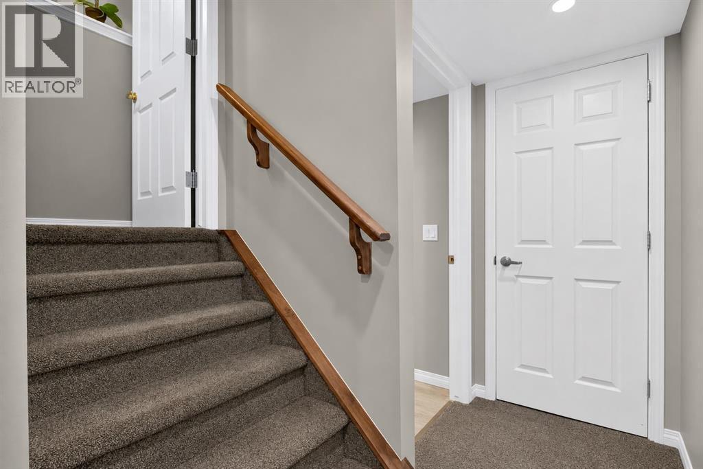 150 Osborne Rise SW, Airdrie, Alberta  T4B 4A3 - Photo 31 - A2331255