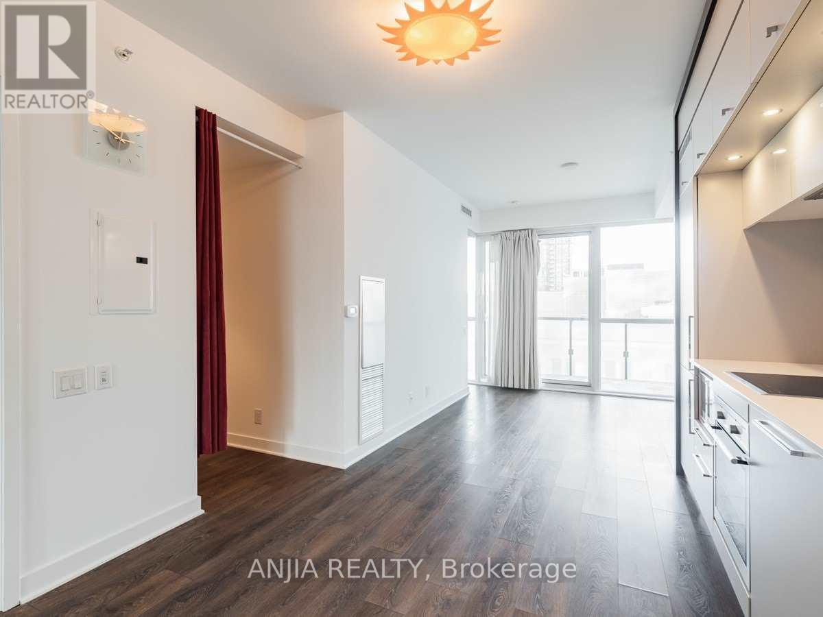 801 - 15 Grenville Street, Toronto, Ontario  M4Y 1A1 - Photo 3 - C13605094