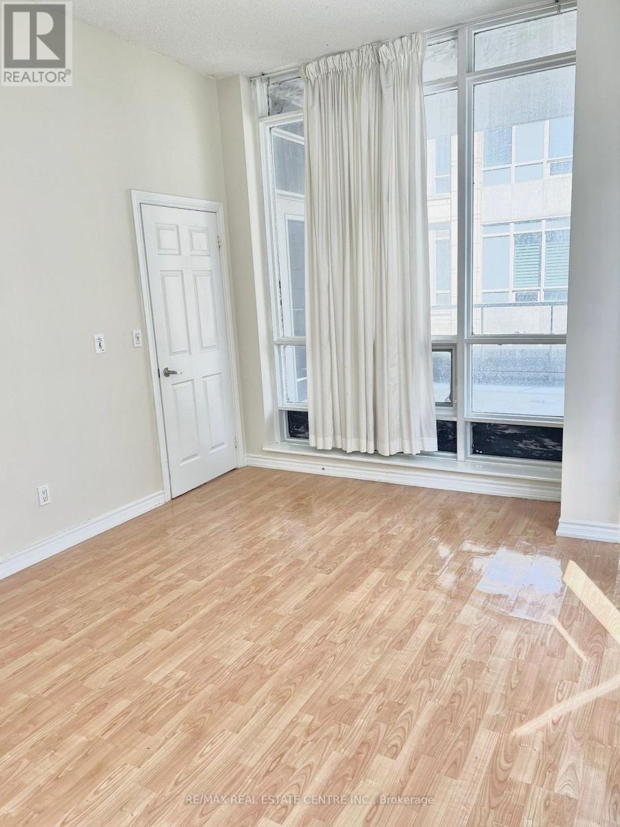 204 - 761 Bay Street, Toronto, Ontario  M5G 2R2 - Photo 11 - C13605108