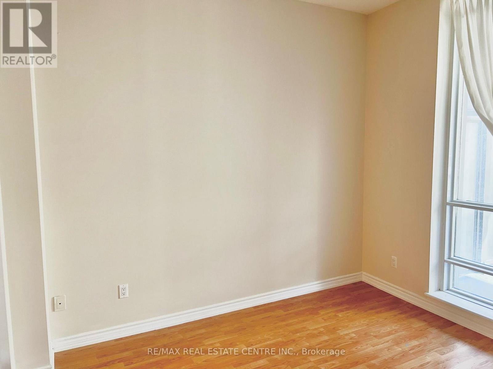 204 - 761 Bay Street, Toronto, Ontario  M5G 2R2 - Photo 14 - C13605108