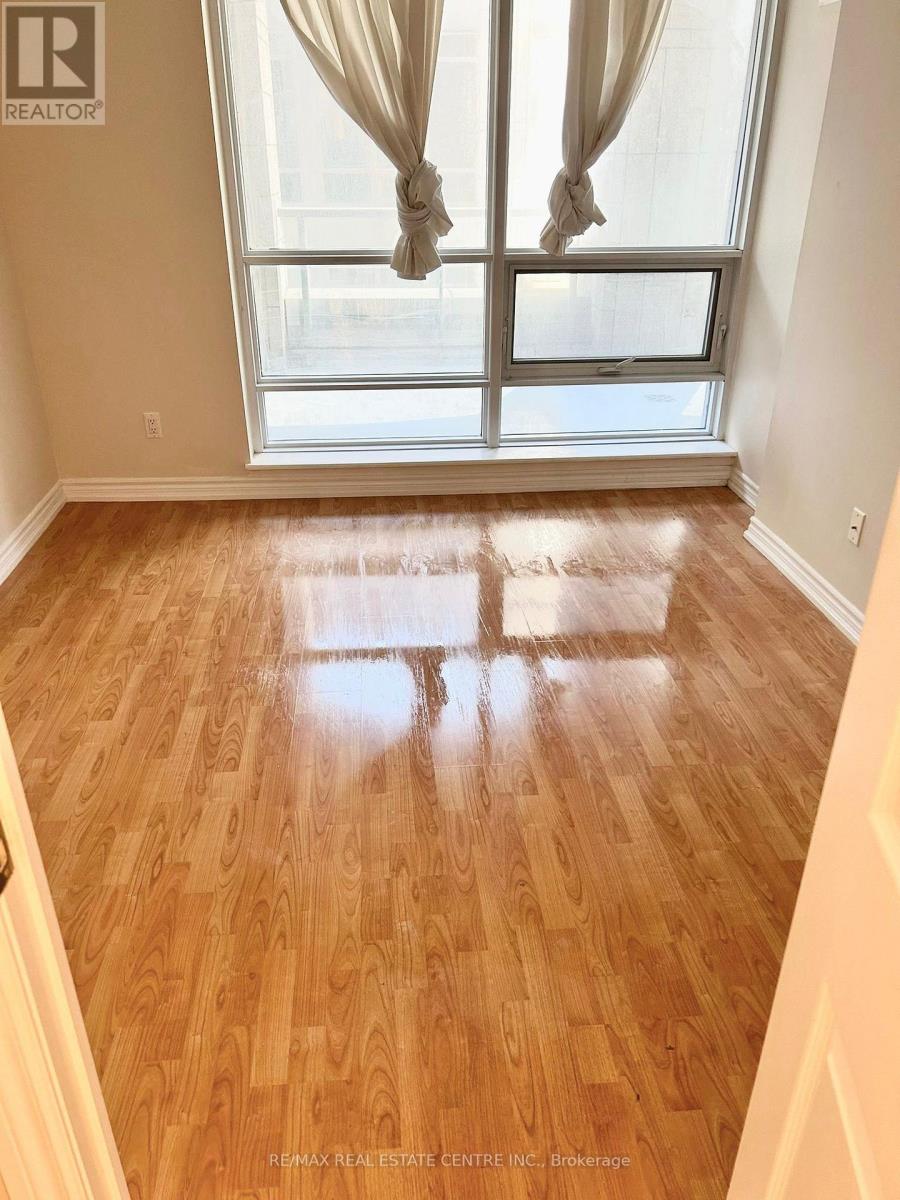 204 - 761 Bay Street, Toronto, Ontario  M5G 2R2 - Photo 15 - C13605108