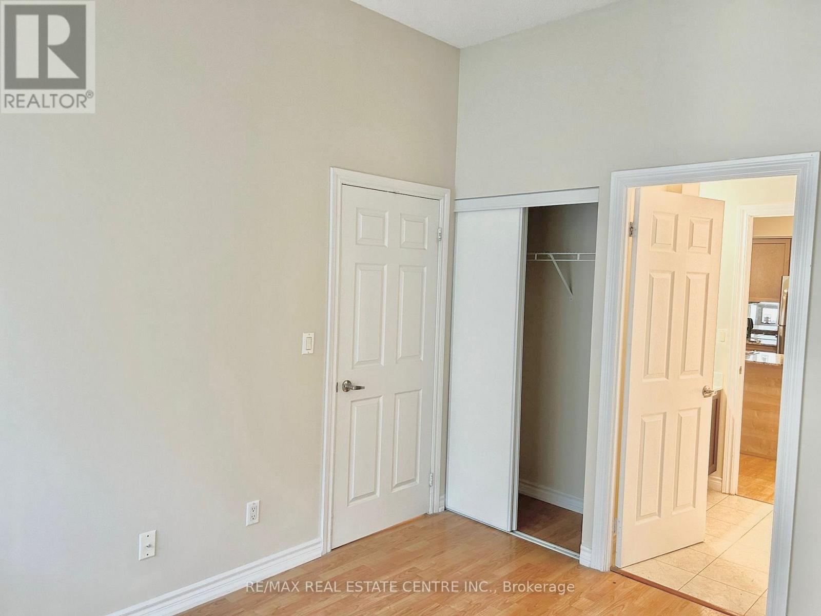 204 - 761 Bay Street, Toronto, Ontario  M5G 2R2 - Photo 2 - C13605108