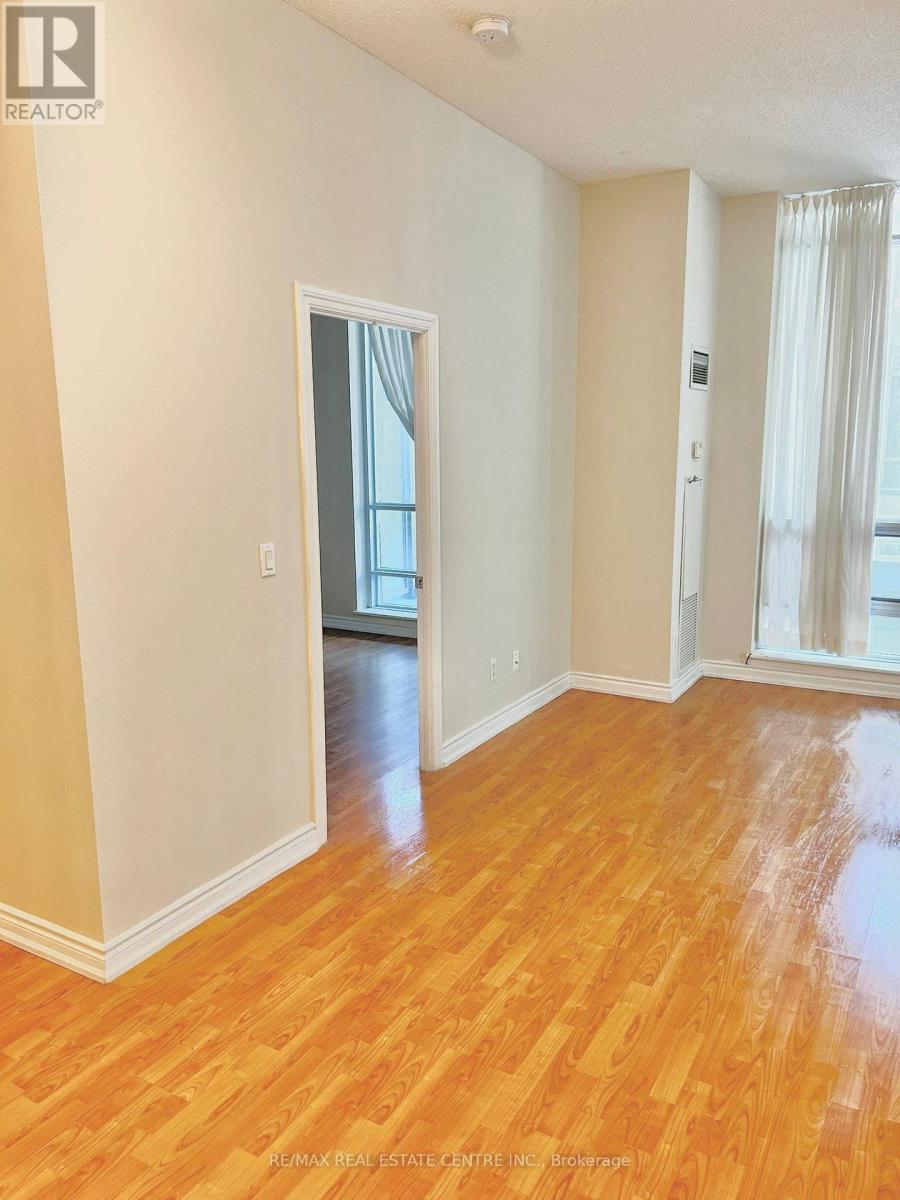204 - 761 Bay Street, Toronto, Ontario  M5G 2R2 - Photo 21 - C13605108