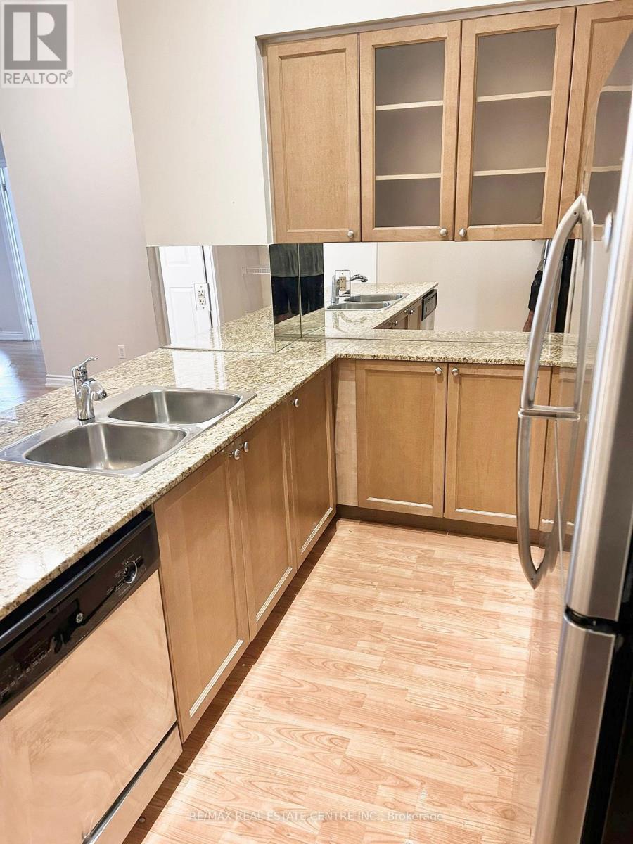 204 - 761 Bay Street, Toronto, Ontario  M5G 2R2 - Photo 6 - C13605108