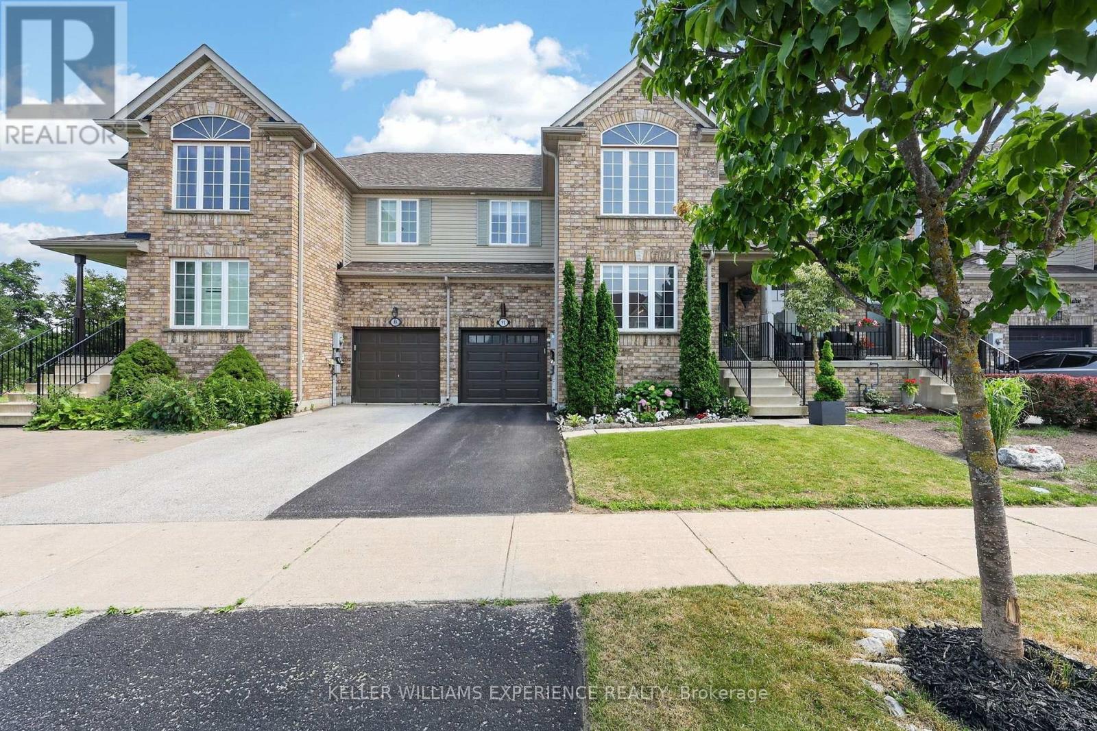 91 Thrushwood Drive, Barrie, Ontario  L4N 0Z1 - Photo 2 - S13591960