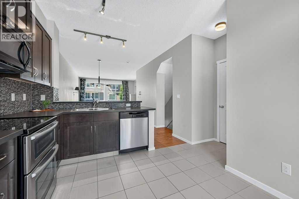 48 Kinlea Common NW, Calgary, Alberta  T3R 0S2 - Photo 21 - A2324454