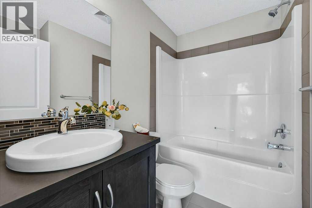 48 Kinlea Common NW, Calgary, Alberta  T3R 0S2 - Photo 31 - A2324454