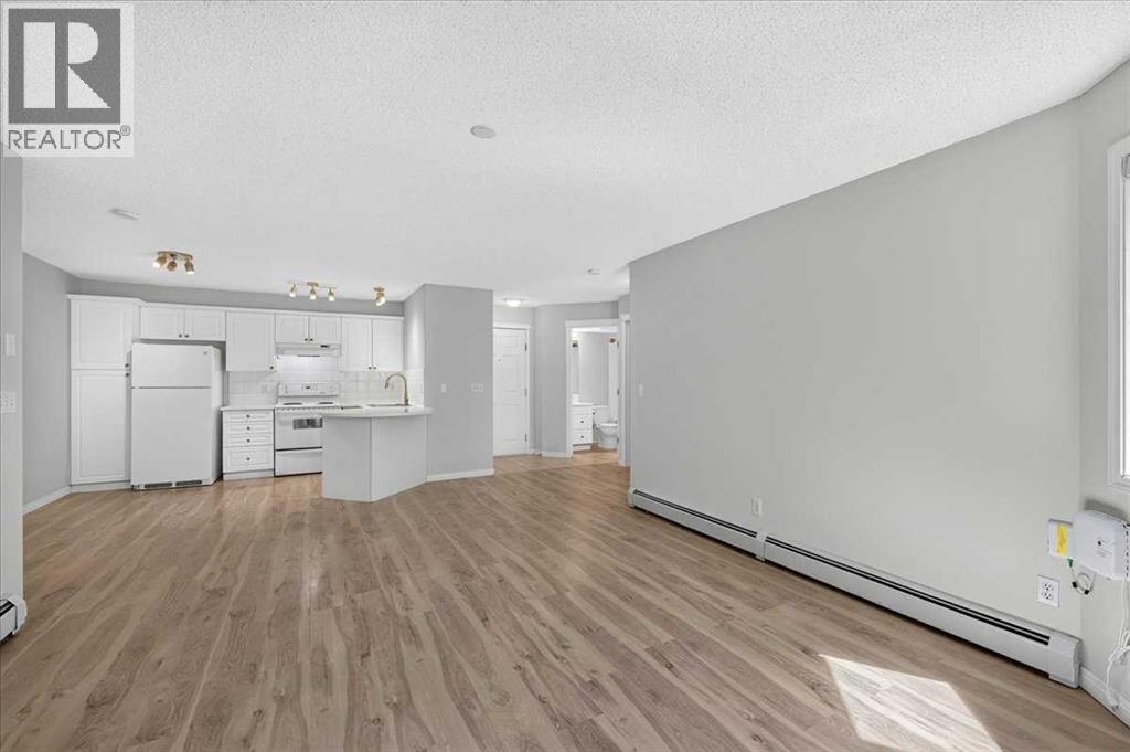 209, 26 Country Hills View NW, Calgary, Alberta T3K 5A4 - Photo 11 - A2327318