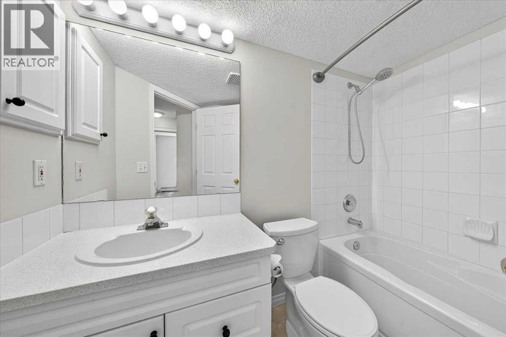 209, 26 Country Hills View NW, Calgary, Alberta T3K 5A4 - Photo 19 - A2327318