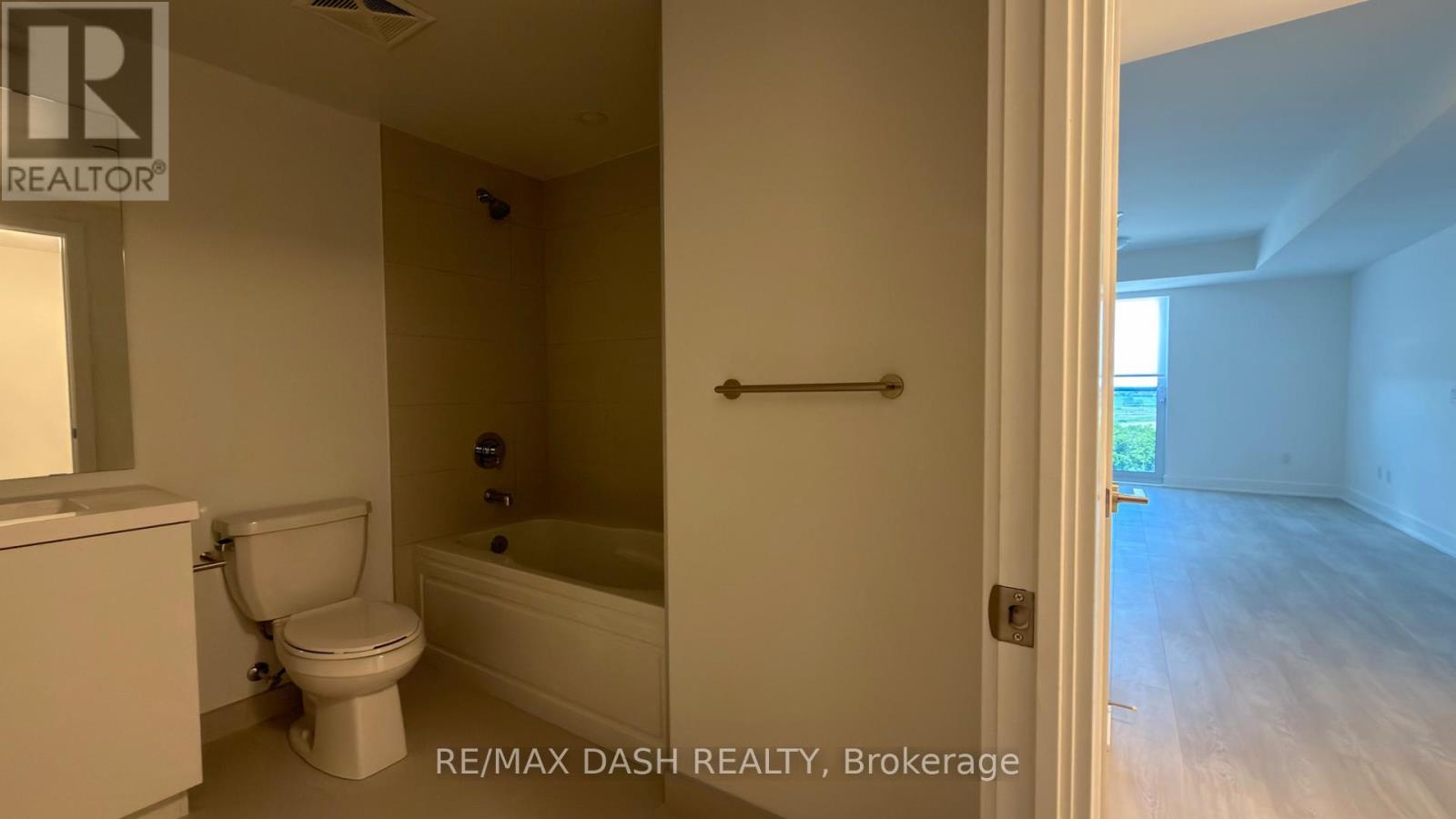1722 - 2545 Simcoe Street N, Oshawa, Ontario  L1L 0W3 - Photo 14 - E13591196