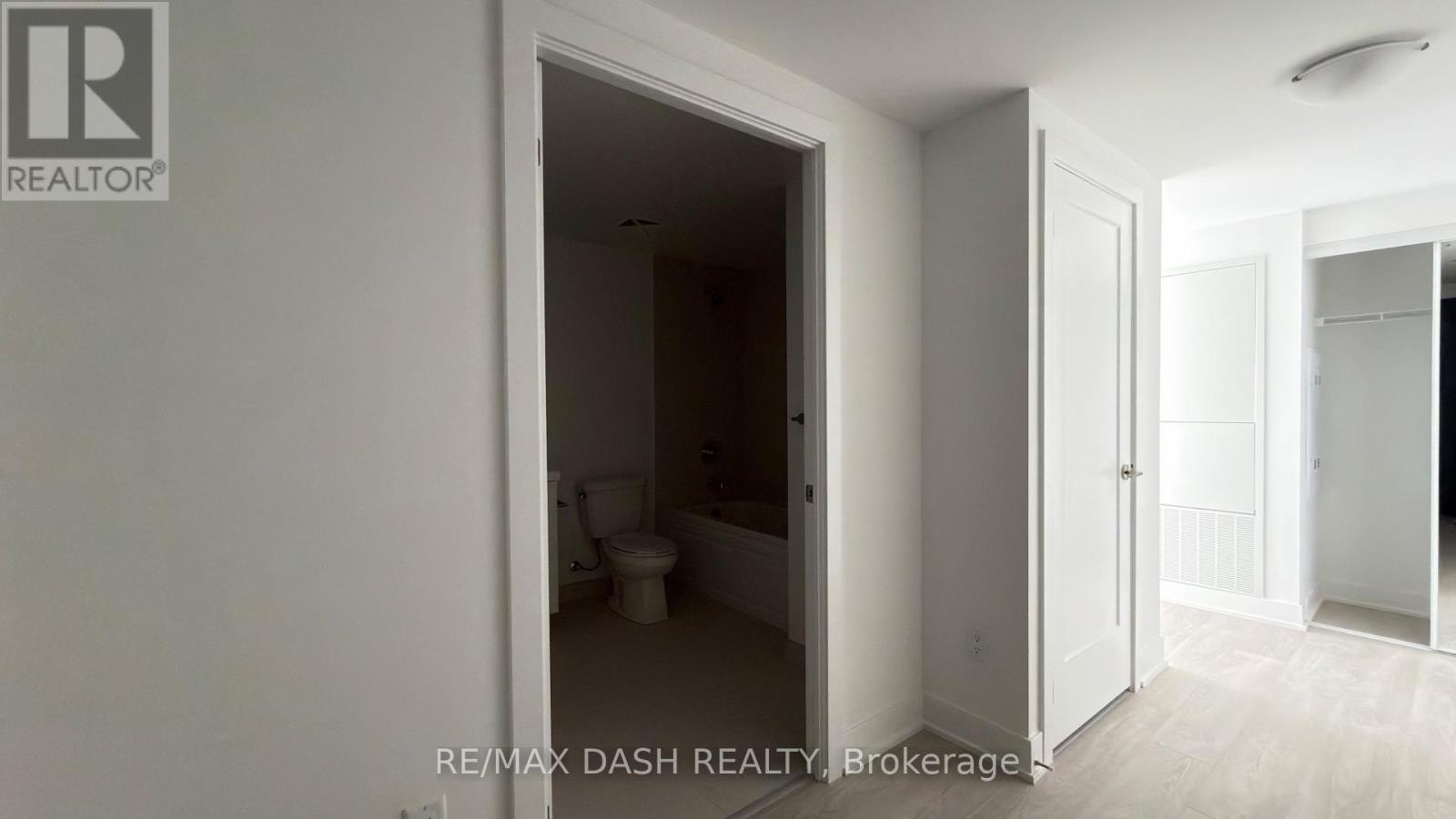 1722 - 2545 Simcoe Street N, Oshawa, Ontario  L1L 0W3 - Photo 22 - E13591196