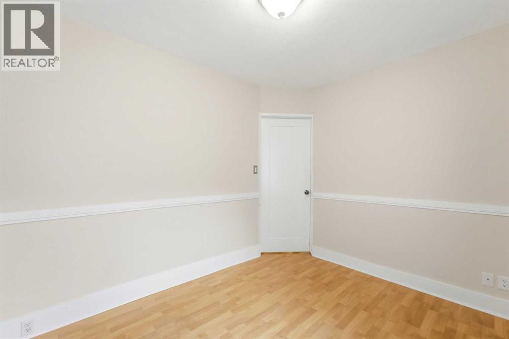 439 13 Avenue NE, Calgary, Alberta  T2E 1C3 - Photo 12 - A2331691
