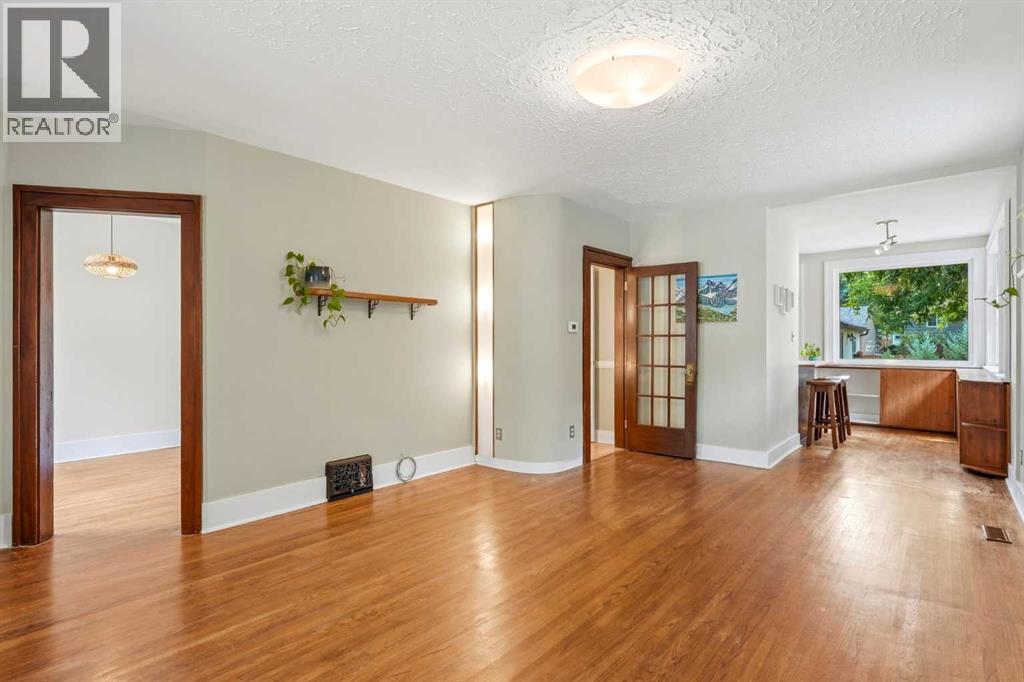 439 13 Avenue NE, Calgary, Alberta  T2E 1C3 - Photo 6 - A2331691