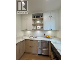 5533 Foothill Court, Kelowna, British Columbia  V1W 0C4 - Photo 10 - 10371715