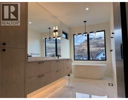 5533 Foothill Court, Kelowna, British Columbia  V1W 0C4 - Photo 26 - 10371715