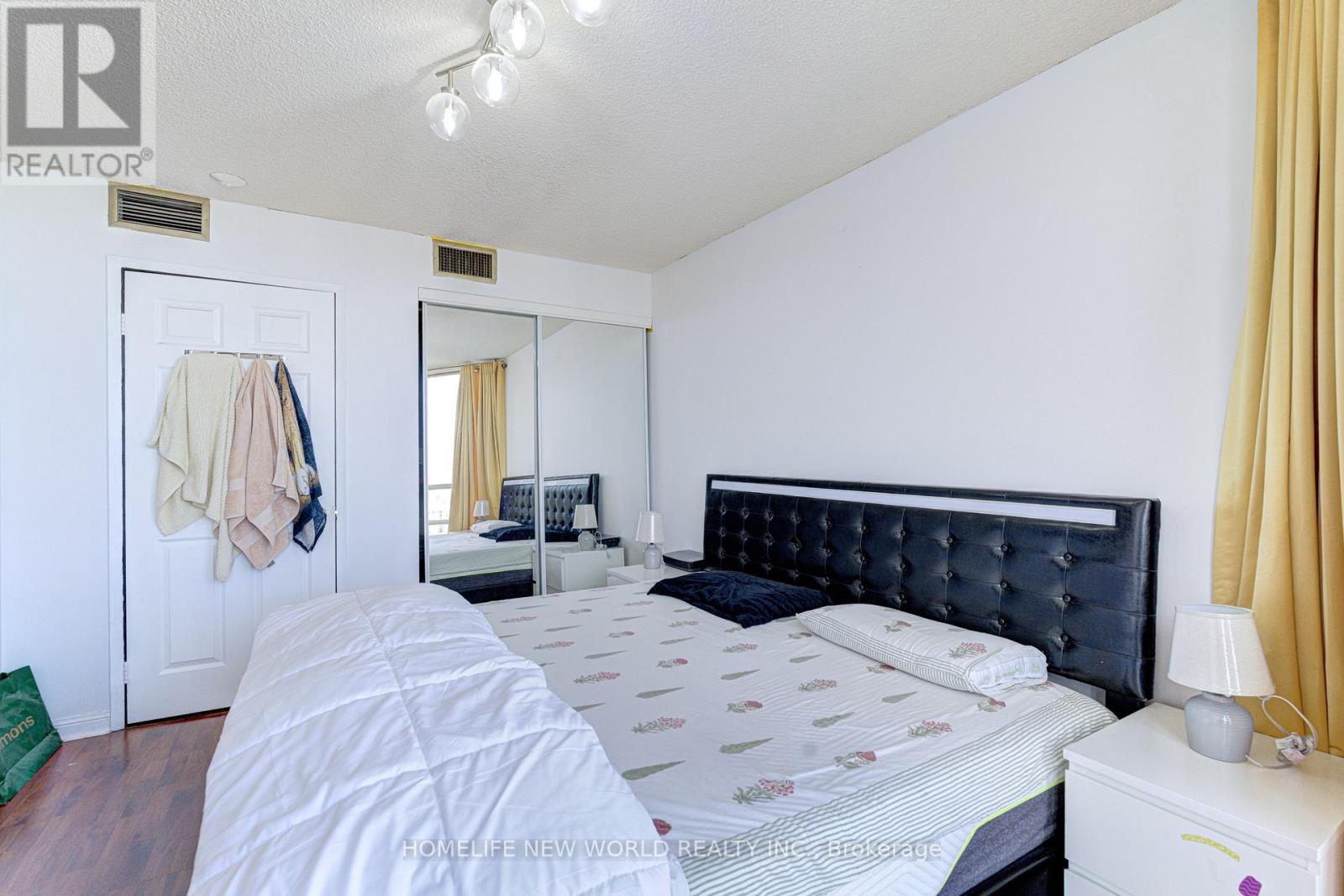 2704 - 45 Kingsbridge Garden Circle, Mississauga, Ontario  L5R 3K4 - Photo 12 - W13605144